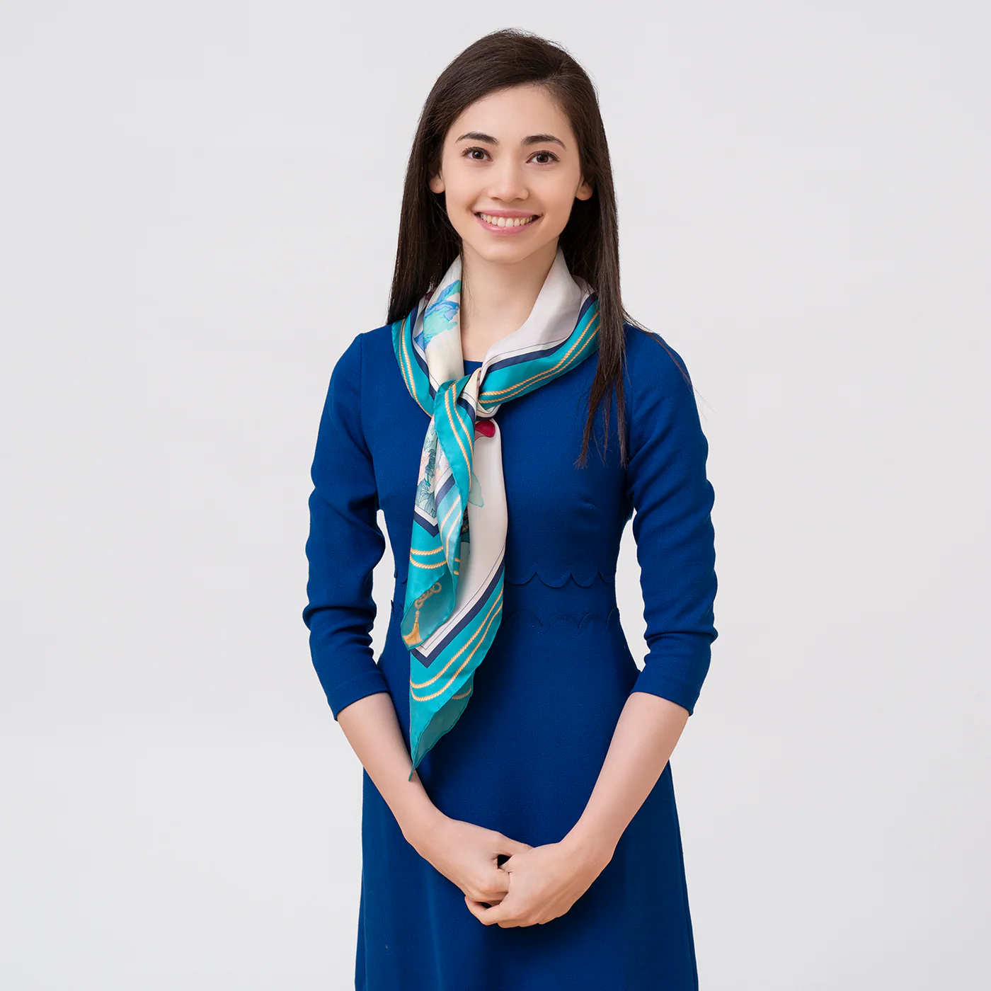 Delicate Beauty of the Han Scarf - Image 4