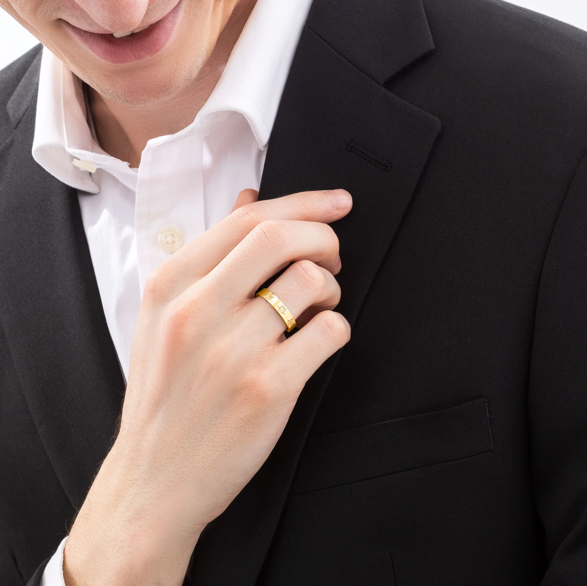 Zhen Shan Ren Timeless Classic Ring 14kt Yellow Gold, 4mm wide - Image 2